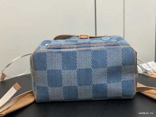 WIS Backpack Montsouris LOUIS VUITTON 0108